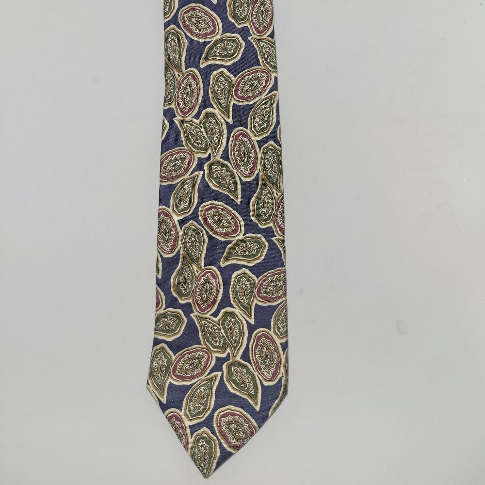 Hathaway All Silk Tie in Blue Paisley Men's